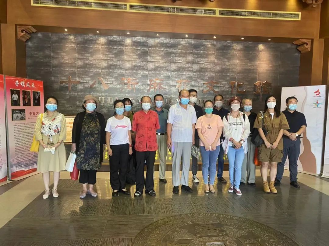天津市消协在AG旗舰厅官网开展中秋消费体察活动